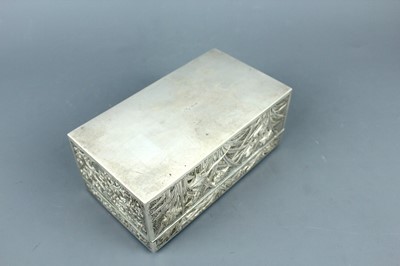 Lot 2063 - A Chinese silver ‘dragon’ box with hinged...
