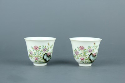 Lot 208 - A pair of Chinese famille rose wine cups,...