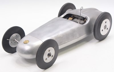 Lot 7 - Replica ZN 5cc spur drive Tether car, fitted...