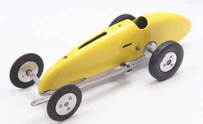 Lot 23 - Ivan Prior 1990s replica of an Ian Moore...