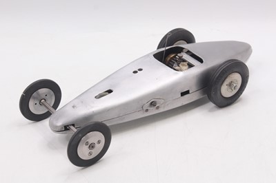 Lot 4 - 2.5cc Spur drive tether car with hand formed...