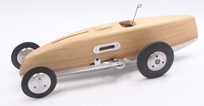 Lot 15 - Modern build of 1950s 10cc tether car based on...