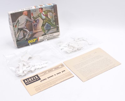 Lot 1324 - Airfix No.M401F "James Bond & Odd Job" plastic...