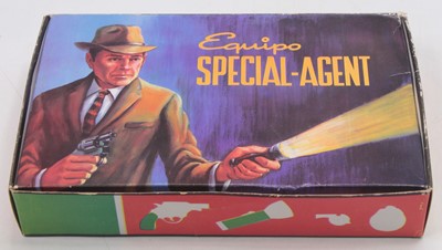 Lot 1341 - Redondo boxed Equipo Special Agent Set,...