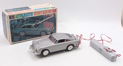 Lot 1318 - James Bond 007, United M101 Aston Martin...