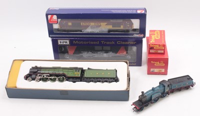 Lot 410 - Three 00 gauge items: Trix Twin/Liliput 4-6-2...