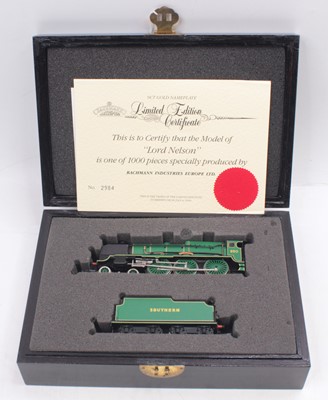 Lot 323 - Bachmann Branch-Line 00 gauge 4-6-0 loco &...