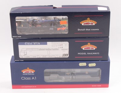 Lot 330 - Three Bachmann Branch-Line locos: 32-550C...