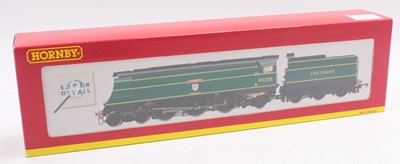 Lot 374 - Hornby 00 gauge R2219 4-6-2 loco & tender West...