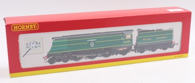 Lot 368 - Hornby 00 gauge R2220 4-6-2 loco & tender...