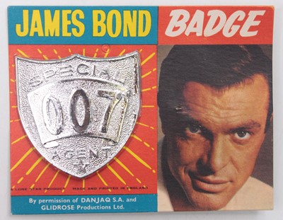 Lot 1315 - Lone Star "James Bond" - "007 Special Agent"...