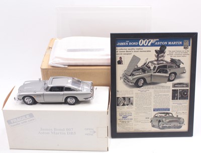 Lot 1319 - Danbury Mint 1/24 Diecast model of James Bond...