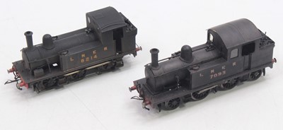 Lot 592 - Two 00 gauge kit built locos to include an F7,...