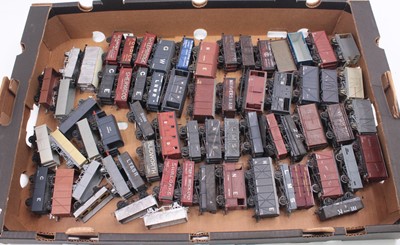 Lot 619 - One tray containing approx 60 00-gauge kit...