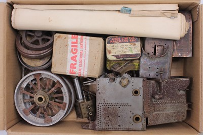 Lot 51 - A collection of 1" scale traction engine parts...