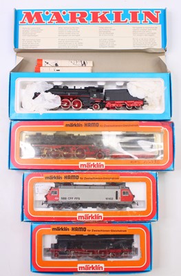 Lot 730 - Lifelike/Pyro 1.16 M151 B.SA Lightning...