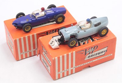 Lot 2040 - Victory Industries, VIP raceways models slot...