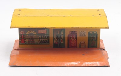 Lot 1168 - Dinky Toys pre-war No. 48 Petrol Station...
