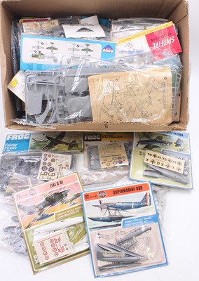 Lot 814 - One box of various bagged aircraft kits to...