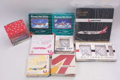 Lot 897 - One tray containing 9 modern issue diecast...