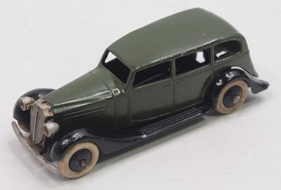 Lot 1090 - Dinky Toys, 30d Vauxhall - olive green body,...