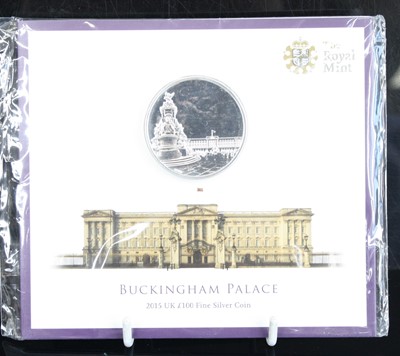 Lot 2037 - The Royal Mint, Buckingham Palace 2015 UK £100...
