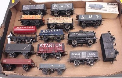 Lot 211 - One tray containing 14 kit-built 0 gauge...