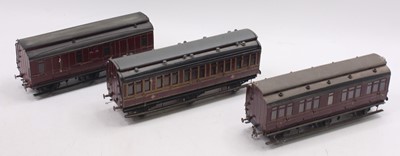 Lot 187 - Three finescale 0 gauge kit built clerestory...