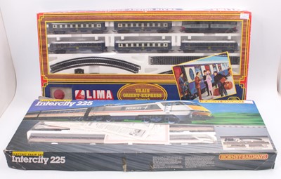 Lot 384 - Two early 00 gauge train sets to include a...