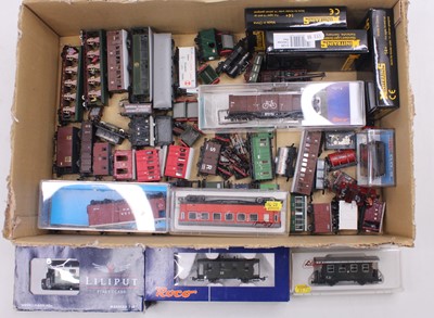 Lot 621 - One tray containing various 009 gauge...