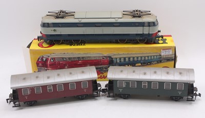 Lot 173 - A collection of commercially made continental...