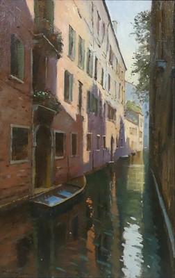 Lot 299 - Michael Felmingham (b.1935) - Side Canal, oil...