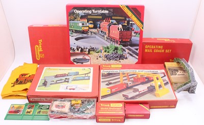 Lot 498 - Various Triang and Hornby accessories:...