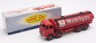 Lot 1062 - Dinky Toys No. 941 Foden 14-ton Mobil Gas...