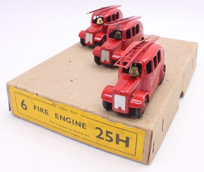 Lot 1064 - Dinky Toys No. 25H Fire Engine original trade...