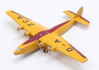 Lot 1151 - Dinky Toys No.62 British 40 Seater Air Liner...