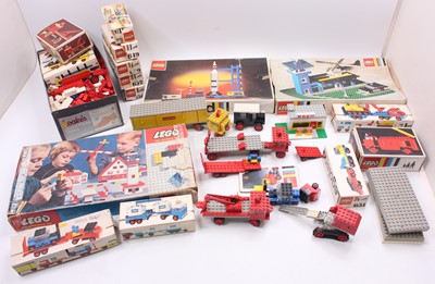Lot 2043 - A large collection of mainly vintage Lego, to...