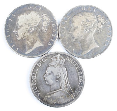 Lot 2104 - Great Britain, 1845 crown, obv: Victoria young...