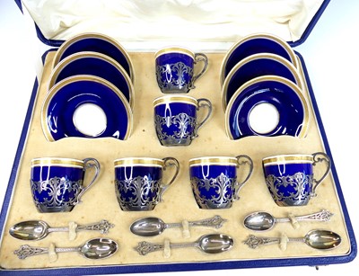 Lot 2025 - A cased Royal Worcester porcelain six-place...