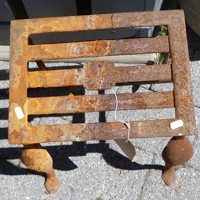 Lot 1334 - A 19th century iron footman, width 38cm