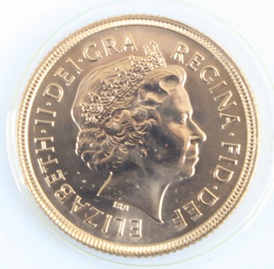 Lot 2173 - Great Britain, 2001 gold full sovereign,...