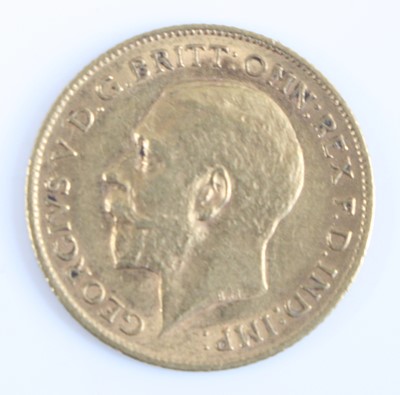 Lot 2238 - Great Britain, 1911 gold half sovereign,...