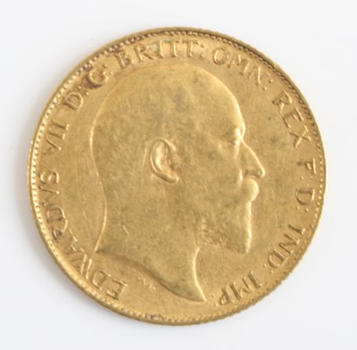 Lot 2252 - Great Britain, 1910 gold half sovereign,...