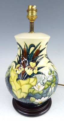 Lot 44 - A contemporary Moorcroft Lamia pattern pottery...