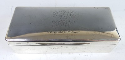 Lot 114 - A circa 1900 silver table cigarette box, the...
