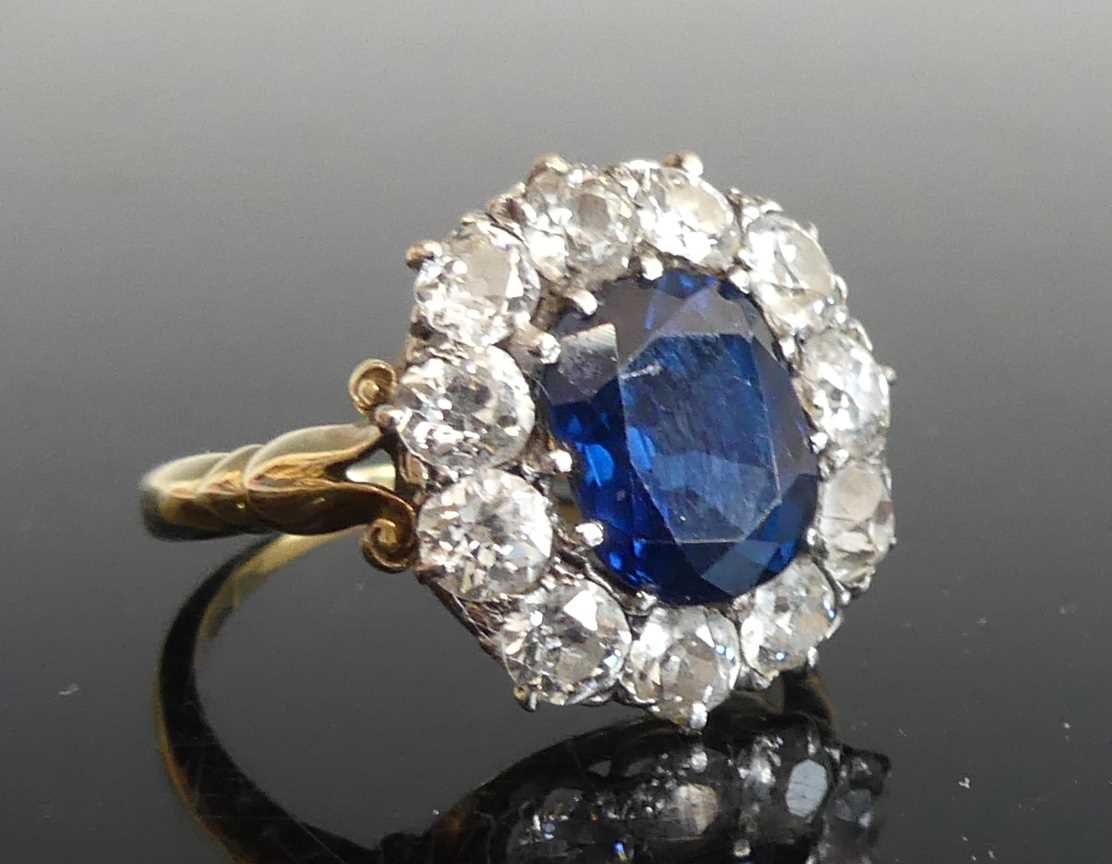 Lot 2800 - A late Victorian yellow and white metal...