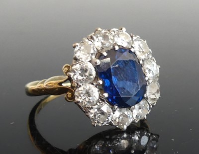 Lot 2800 - A late Victorian yellow and white metal...