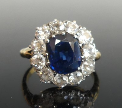 Lot 2800 - A late Victorian yellow and white metal...