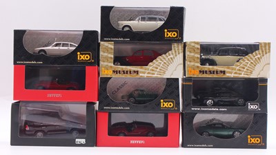 Lot 815 - Ixo 1:43 scale group of 10 die-cast cars to...