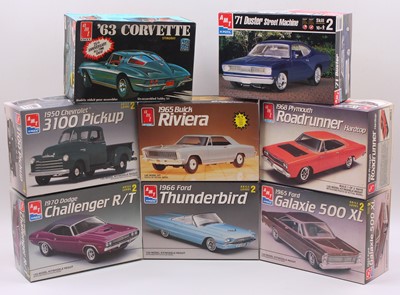 Lot 605 - A collection of eight AMT ERTL 1/25 scale...